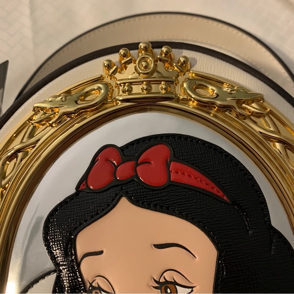 Kate Spade Snow White Magic Mirror Crossbody - Picture 4 of 16